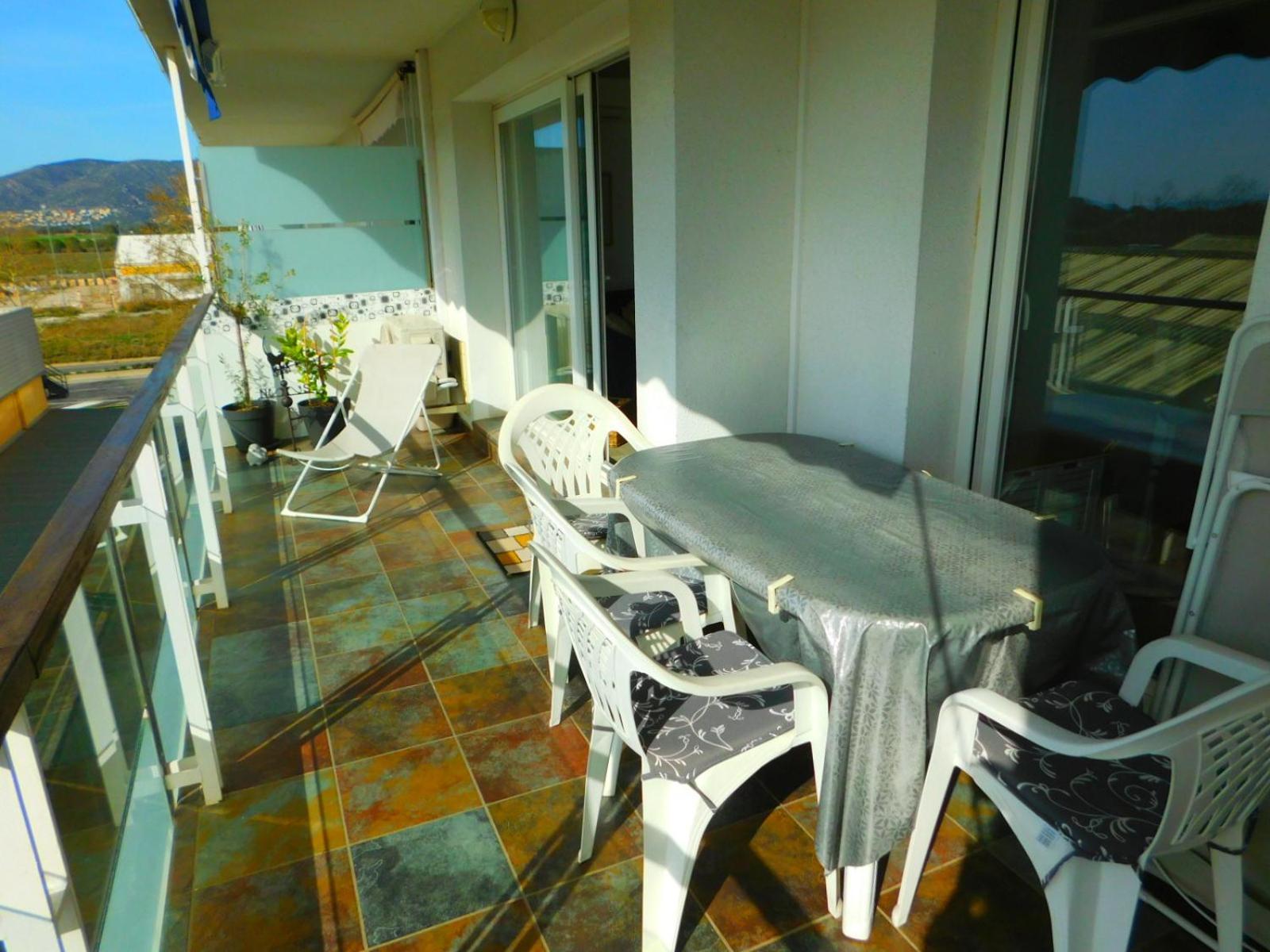 Gmid Immo Apartamento Portomarina Roses Buitenkant foto